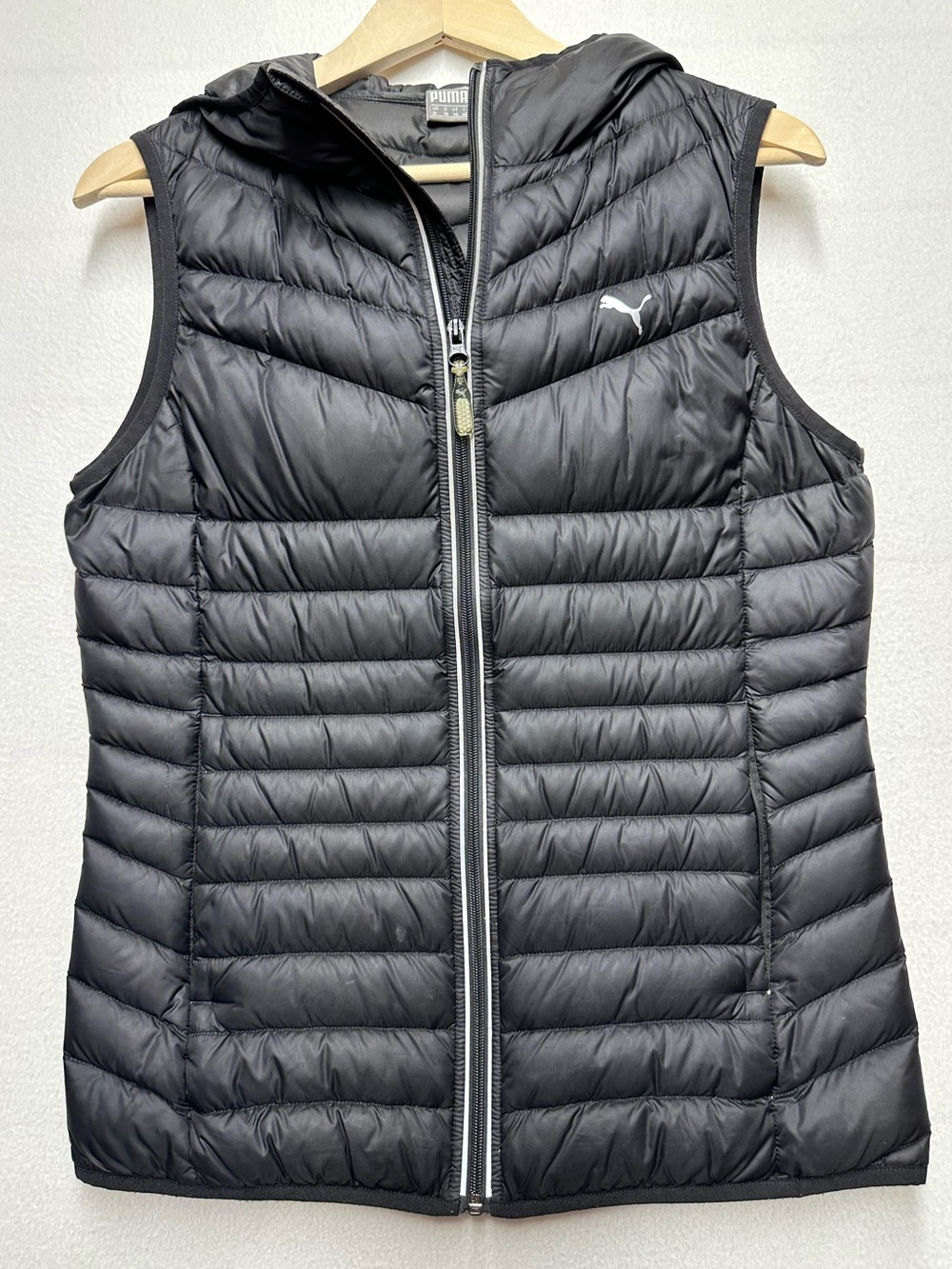 Puma Women’s Medium Black Quilted Hooded Puffer Vest – 90/10 Down Fill